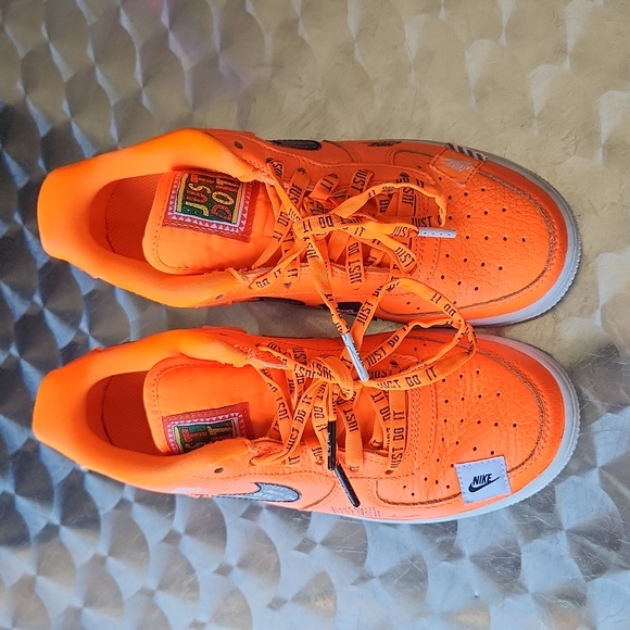 Air Force 1 JDI PRM - Picture 2 of 9